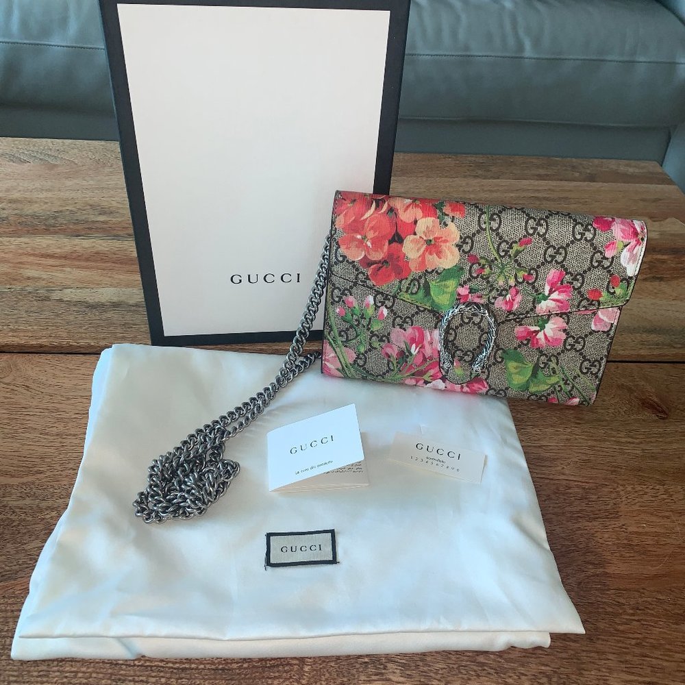 GUCCI Dionysus Blooms print mini chain bag